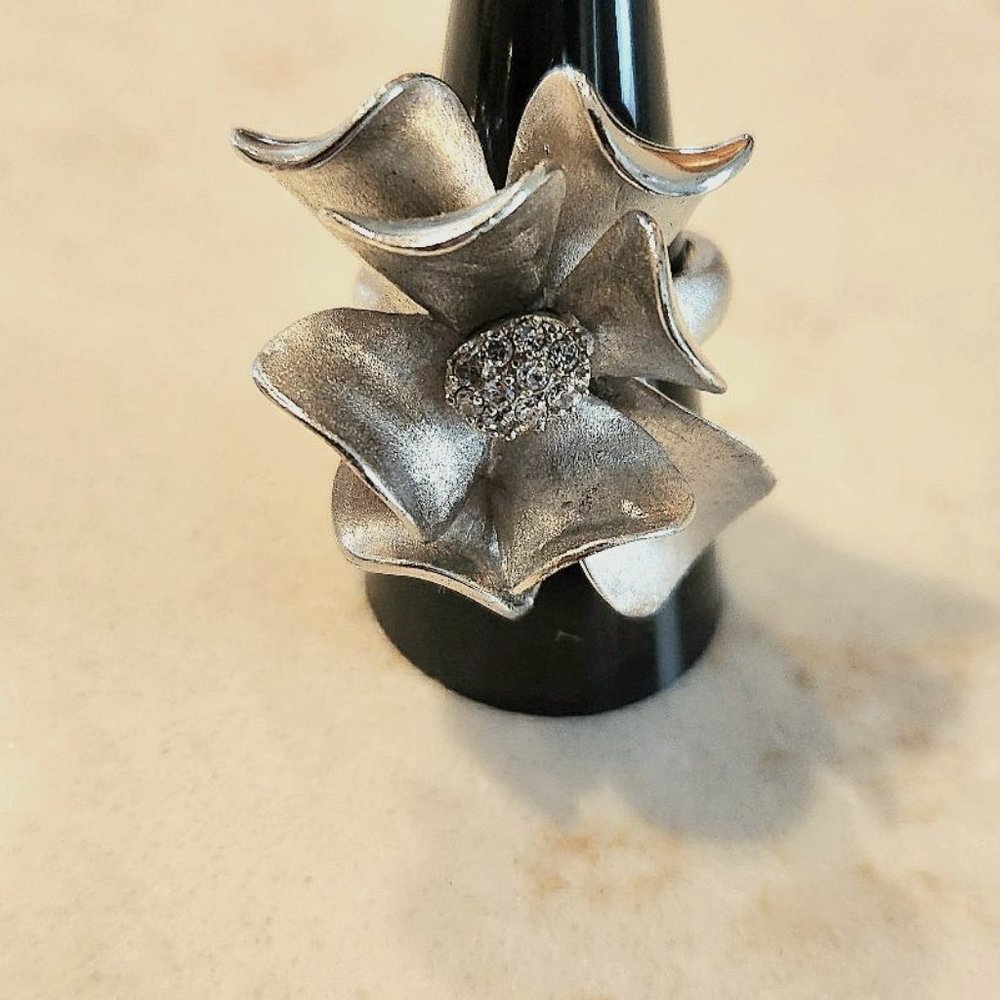 Silver Metal Flower Ring